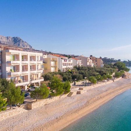 Apartments Marijan - Beachfront Tučepi Exterior foto
