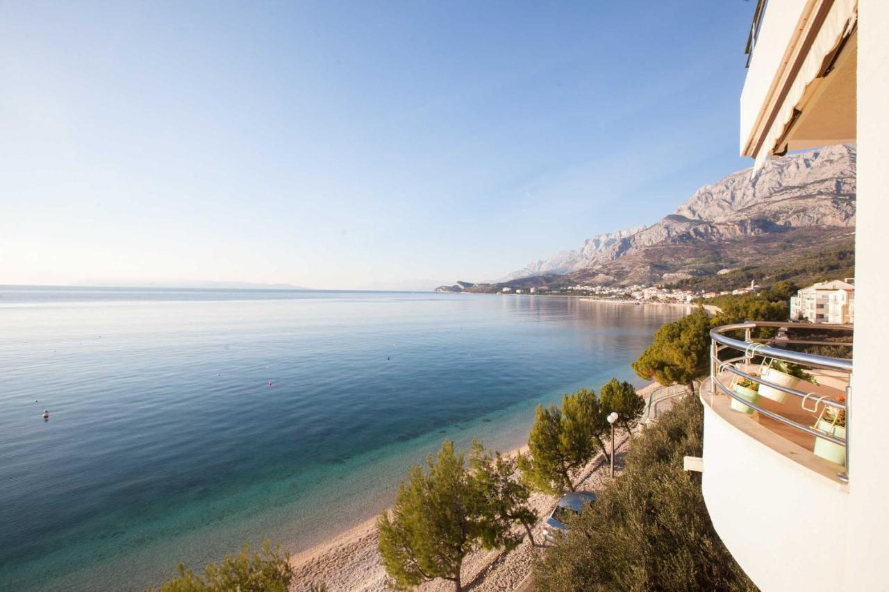 Apartments Marijan - Beachfront Tučepi Exterior foto