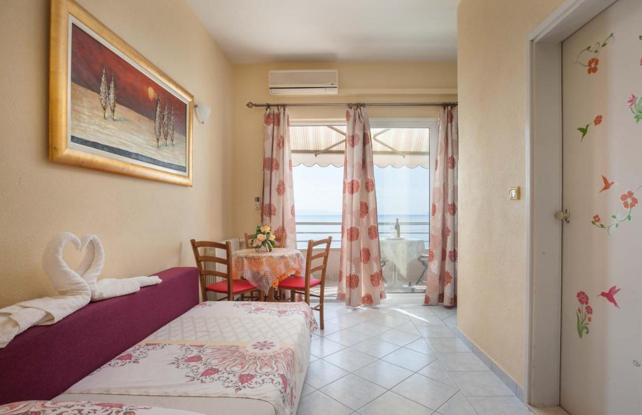 Apartments Marijan - Beachfront Tučepi Exterior foto