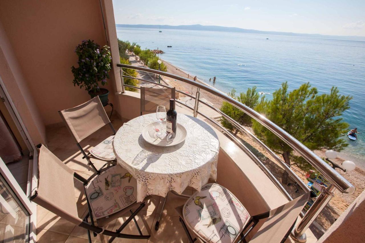Apartments Marijan - Beachfront Tučepi Exterior foto