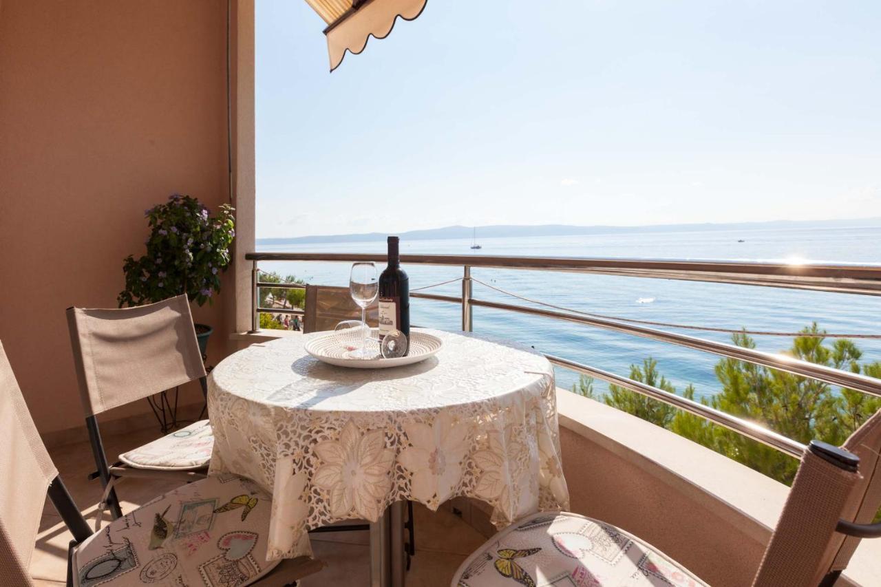 Apartments Marijan - Beachfront Tučepi Exterior foto